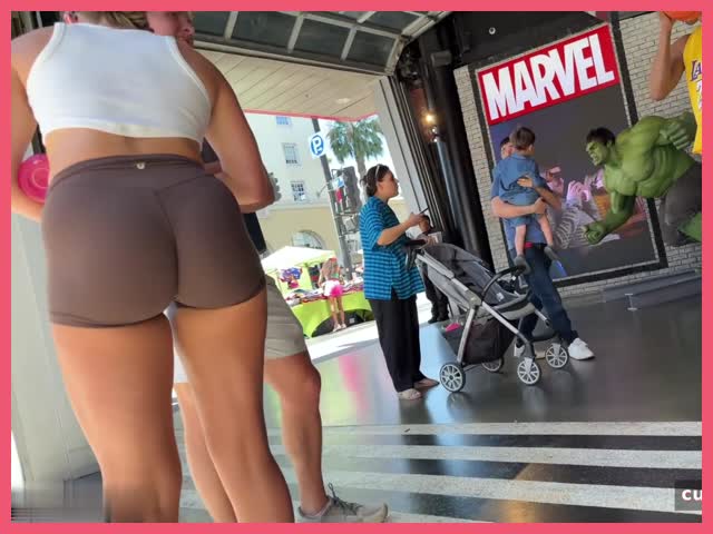 Bubble Booty Gf In Shorts