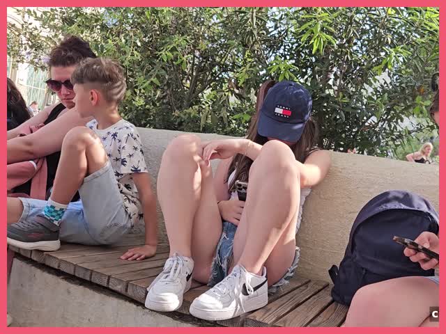 nice_sexy_thighs_of_cute_blonde_gis