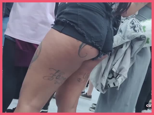 Tattooed Latina Way Too Hot Of A Baddie 2